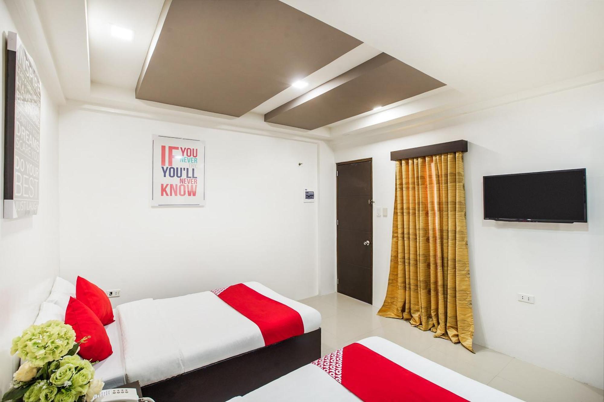 Oyo 489 Casa Mia Hotel Suites General Santos City Exterior photo